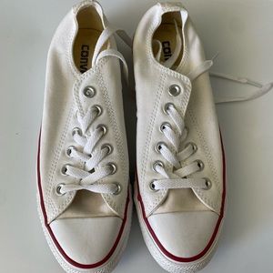 Converse All Stars low tops. Ladies size 7